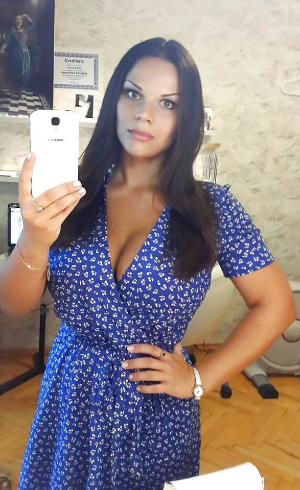25P Huge boobs, big tits please comment