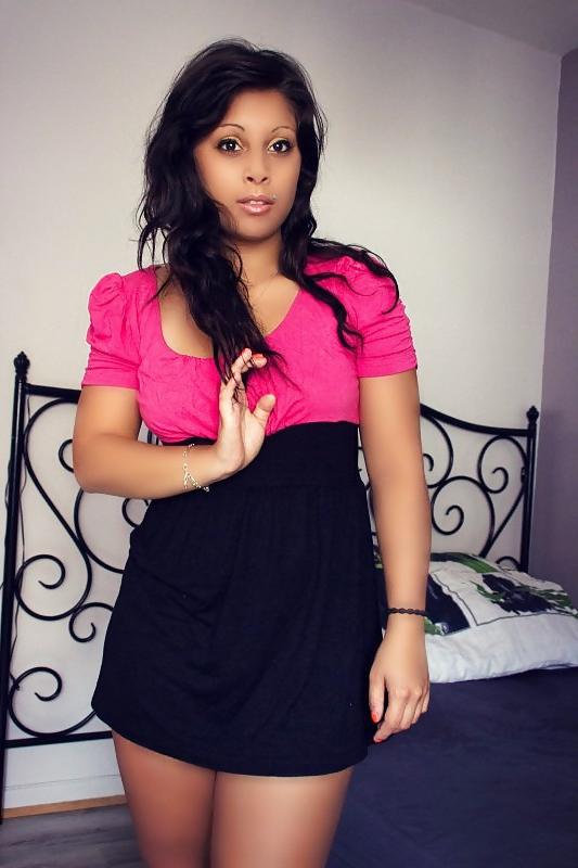 13P Jolie beurette nawel