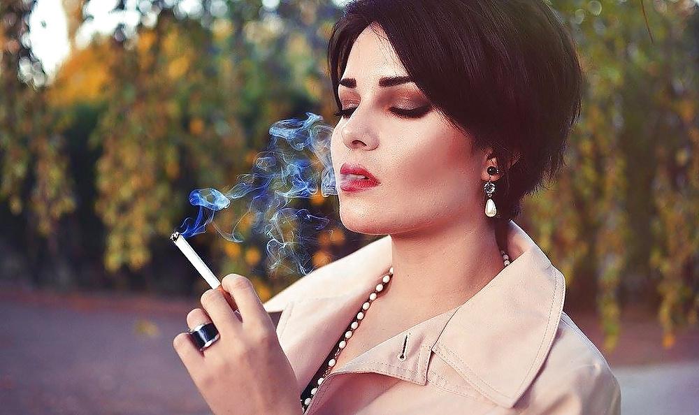 25P Smoking Sexy 2