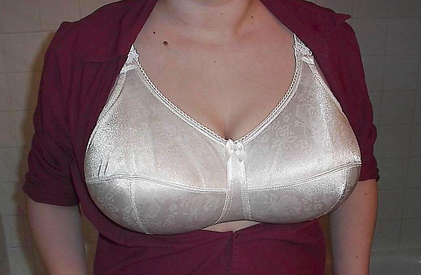25P Granny mature Bras Big  Tits