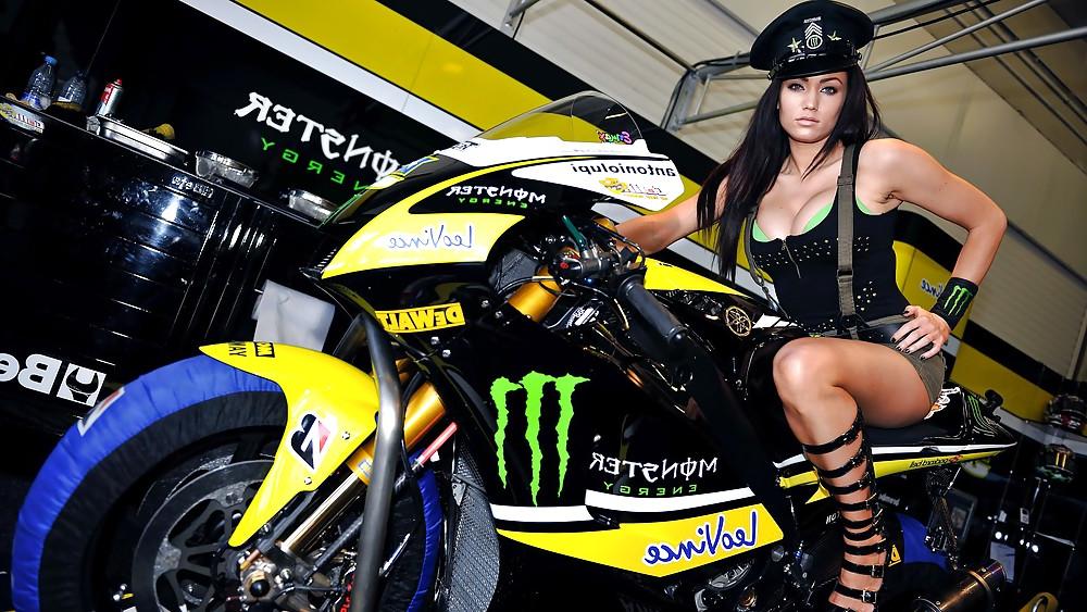 25P Sport Bikes and Sexy Women