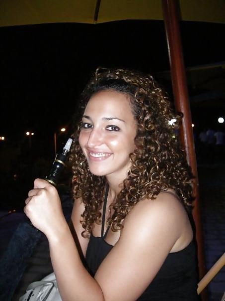 8P SIHEM -beurette tunisienne gros seins