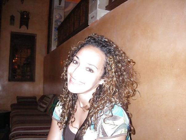 8P SIHEM -beurette tunisienne gros seins