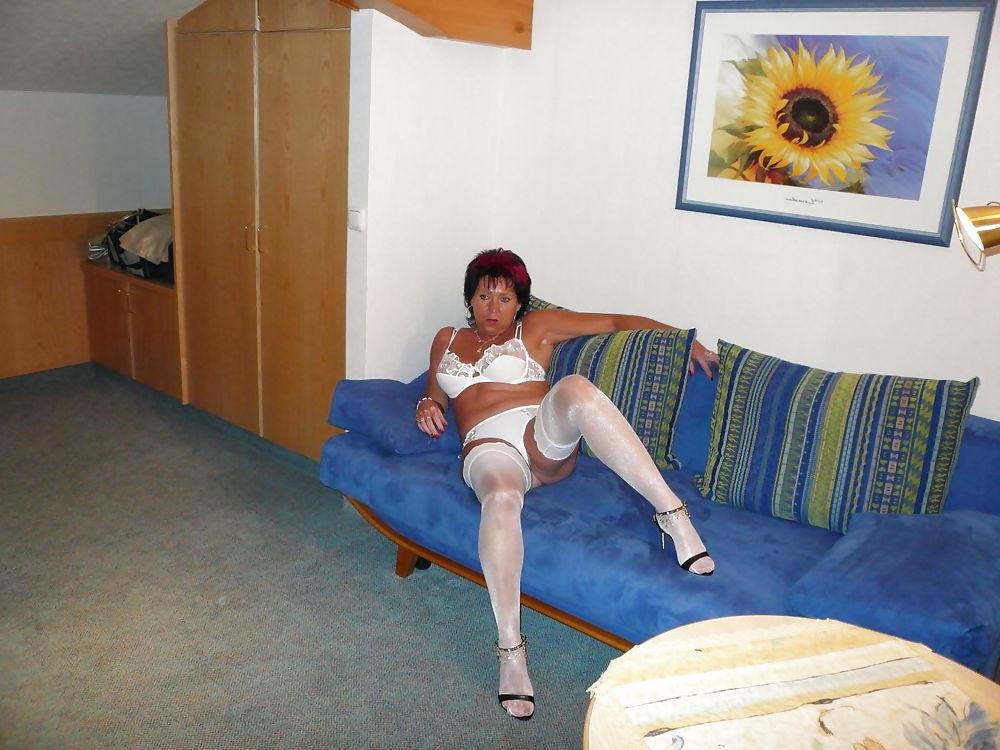 24P German sexy wife exposed near Garmisch