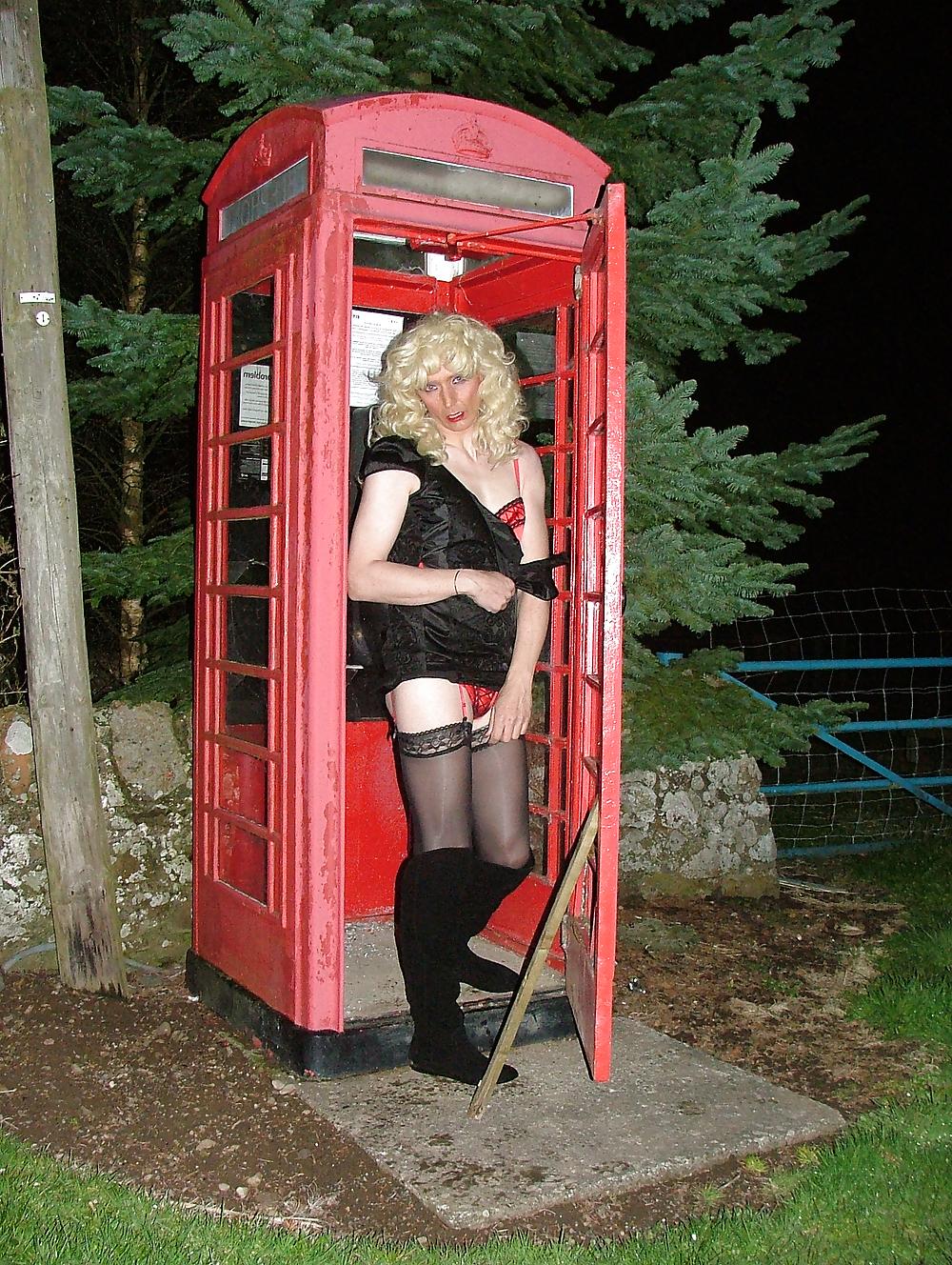 22P Red Phone Box