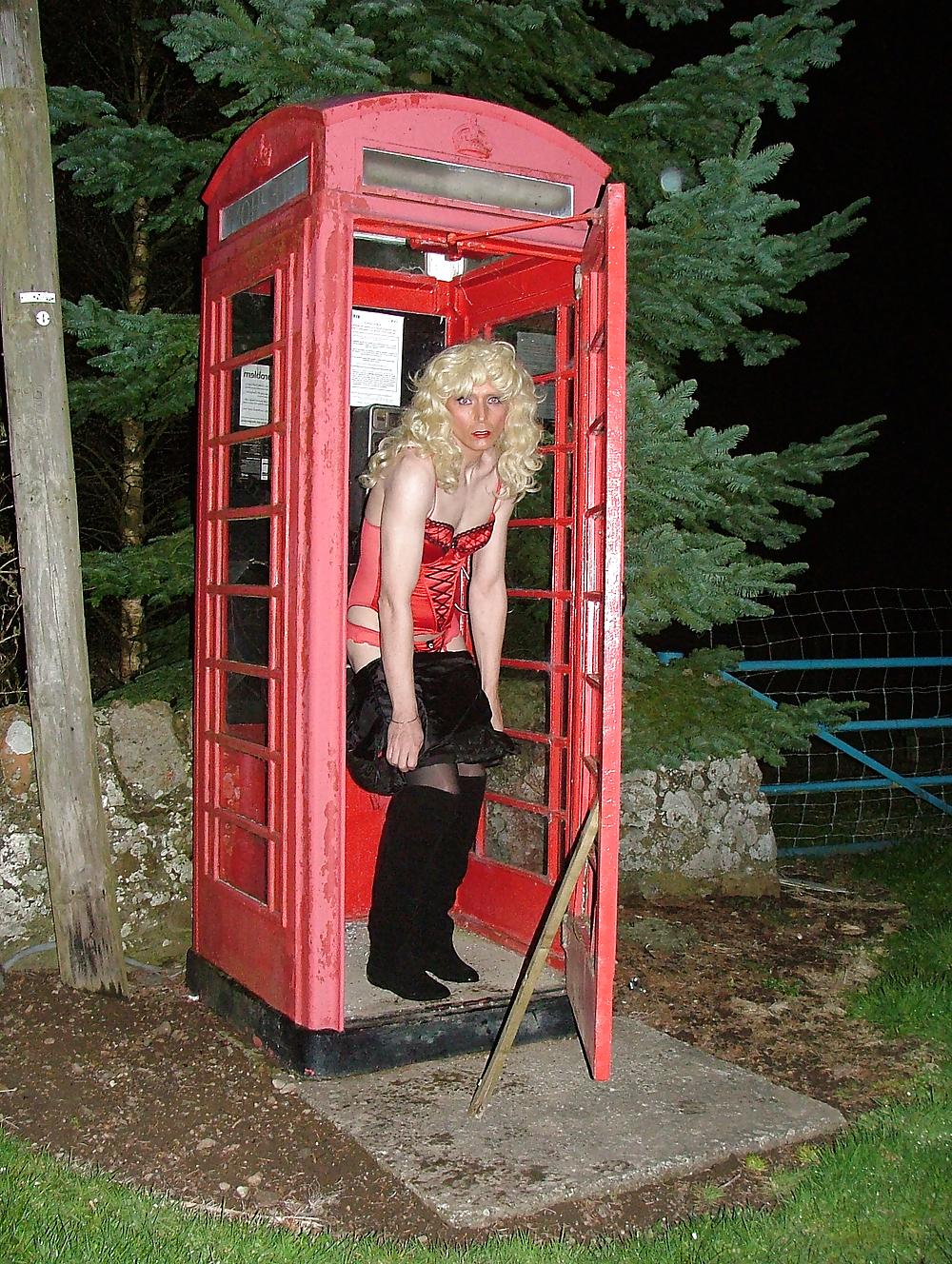 22P Red Phone Box