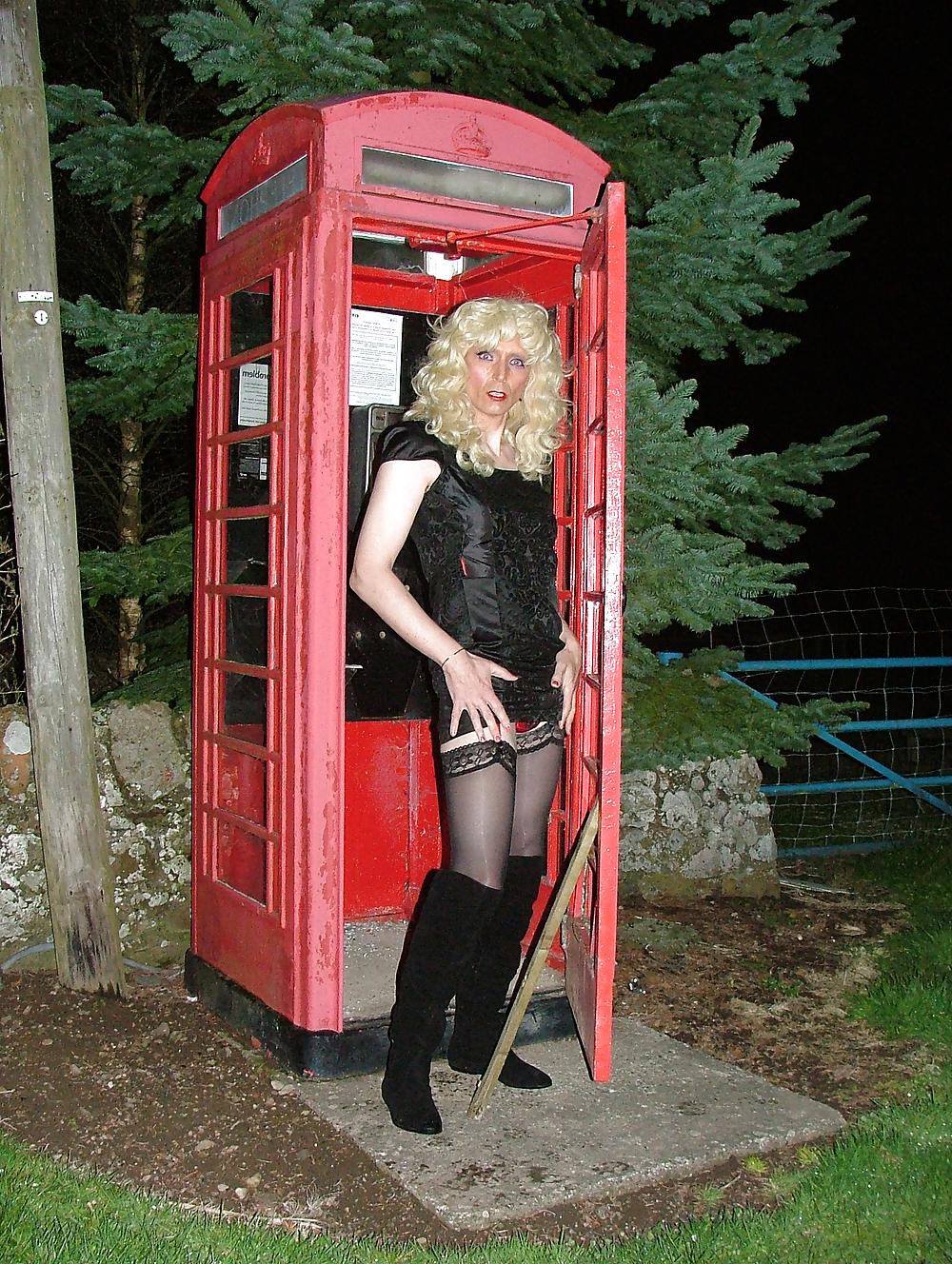22P Red Phone Box