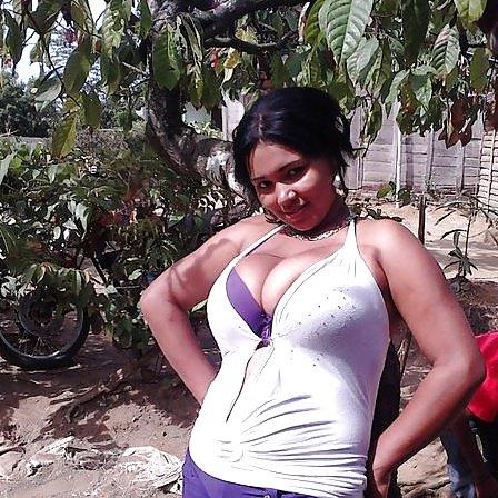 25P Spanish Girl
