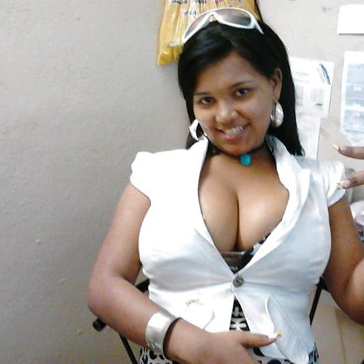 25P Spanish Girl