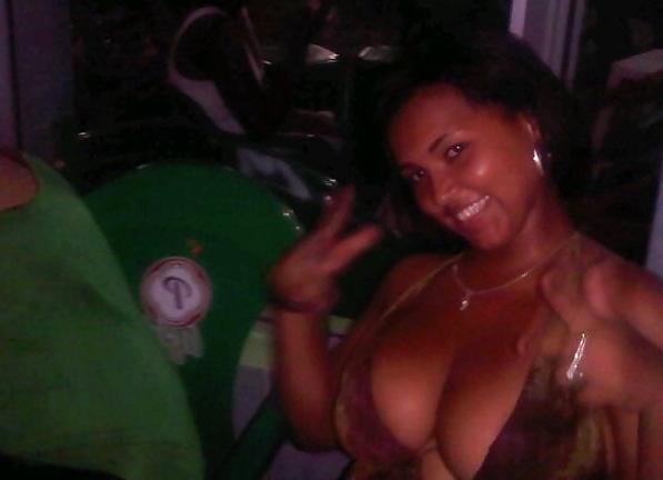 25P Spanish Girl