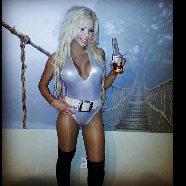 23P Courtney Argue (american singer) Instagram photos