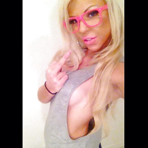 23P Courtney Argue (american singer) Instagram photos