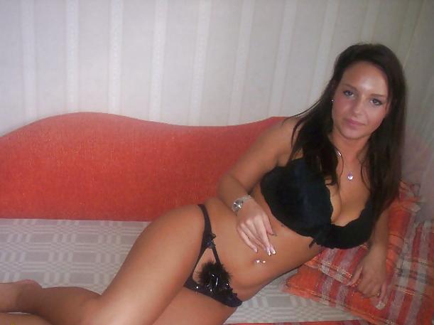15P Hungarian webcam whores 2.