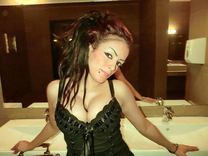 25P Busty arab babes and beurettes