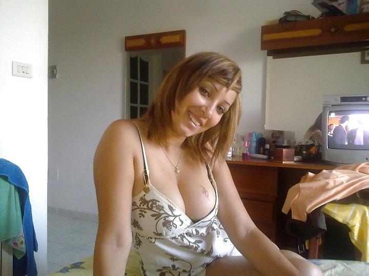 25P Busty arab babes and beurettes