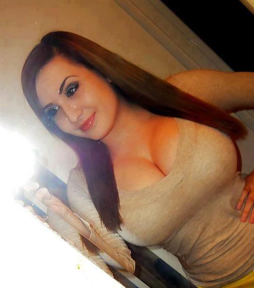 25P Busty arab babes and beurettes