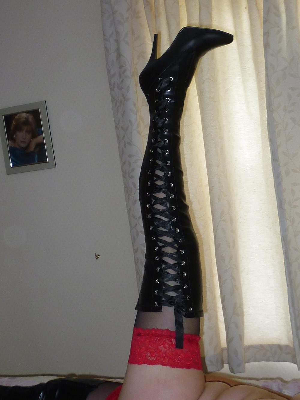 14P New Boots & Shoes some with a little Cum x