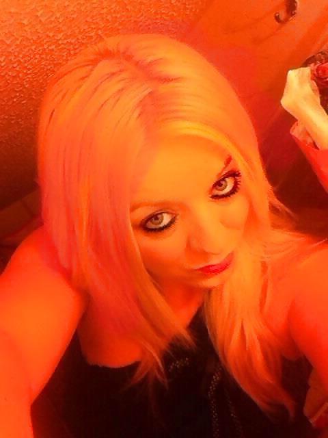 25P Facebook friend Aimee, would love to fuck her so much