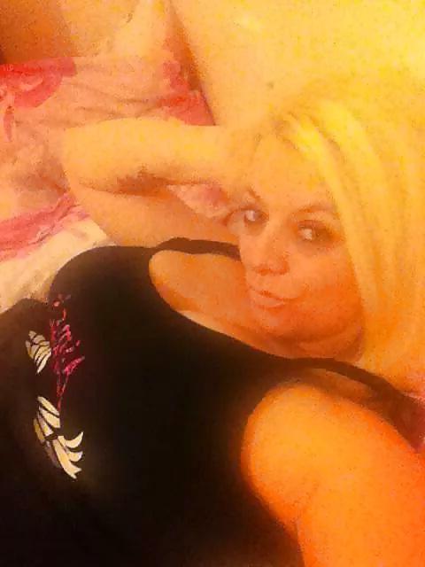 25P Facebook friend Aimee, would love to fuck her so much