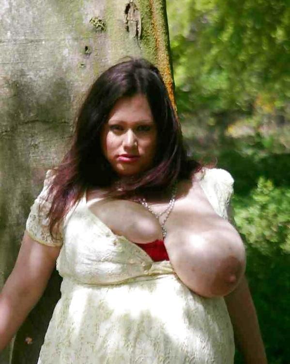 25P Huge Tits, Tight Tops 78