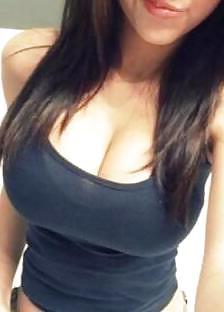 25P Huge Tits, Tight Tops 78