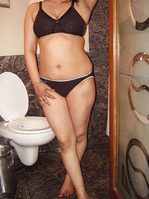 14P Indian Milfs v1.1