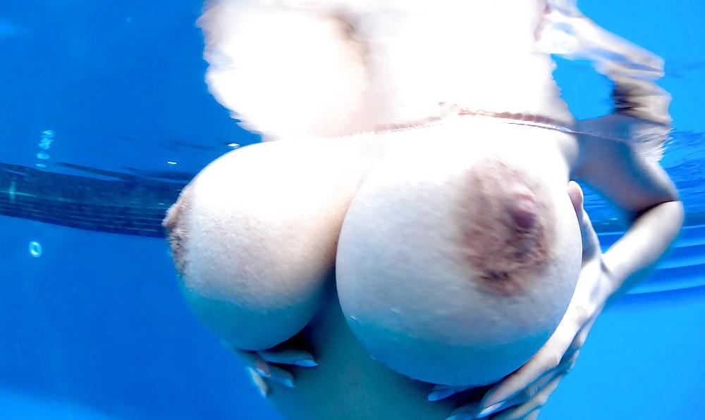 12P Valory Irene - Boobs In The Pool