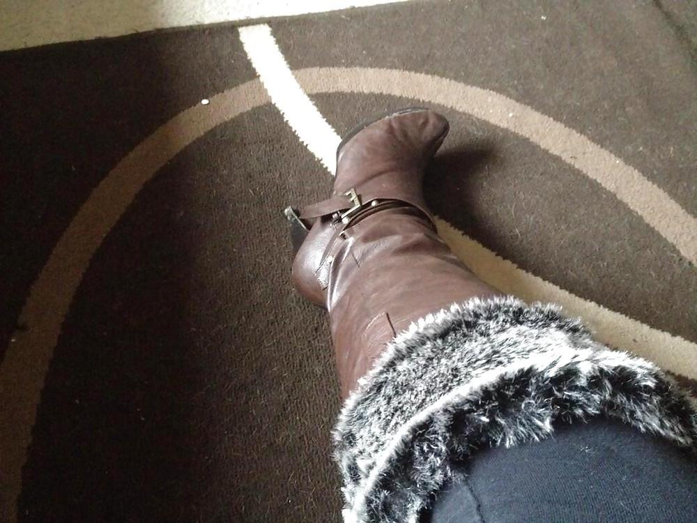 14P Somerset Slut Kinky Milf Boots