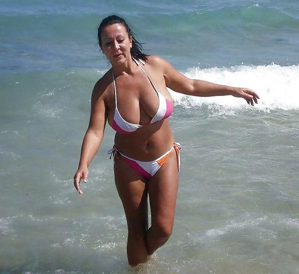 15P Serbian MILF ( Big natural tits )