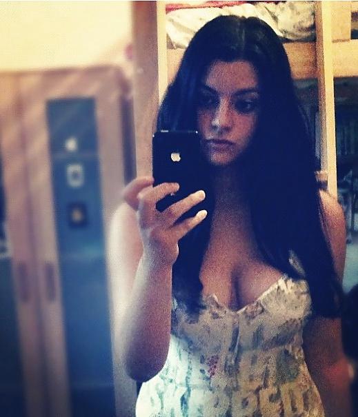 25P Slutty Italian girl with huge boobs