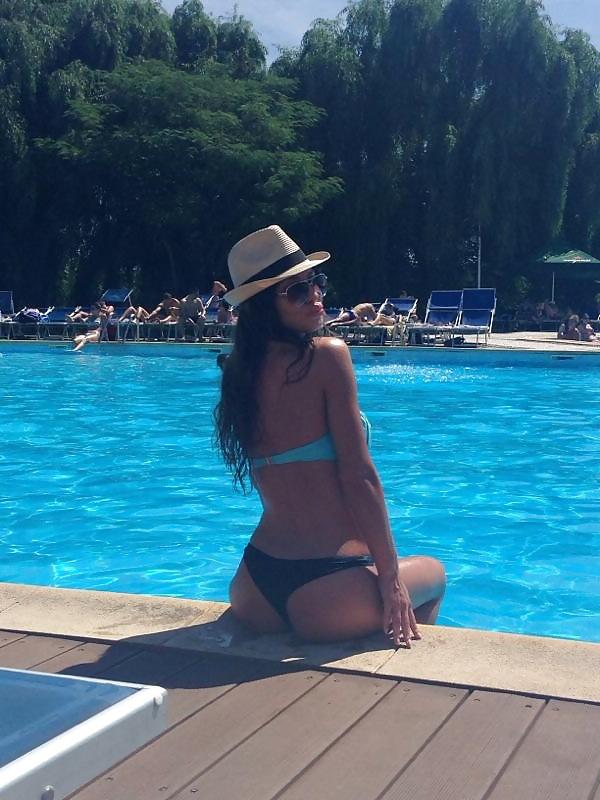 18P Sexy girl with huge boobs