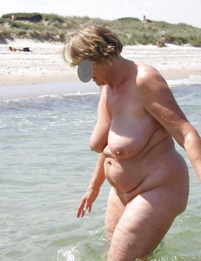 25P Grandma, Your Boobs!!
