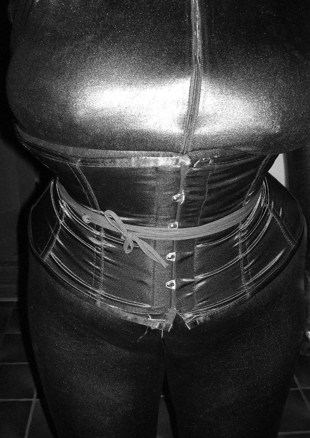 17P Mein neuer catsuit