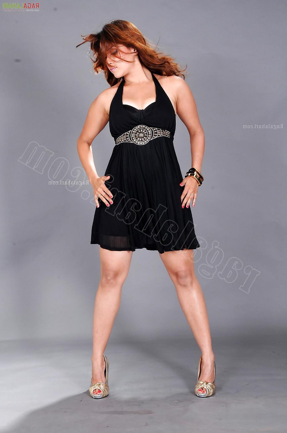 25P Hot indian busty  