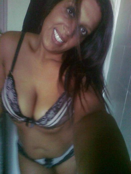 17P Beurette tenues sexy