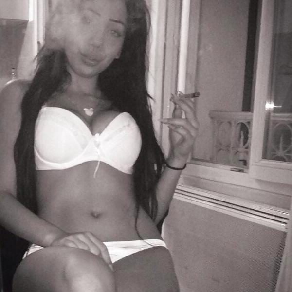17P Beurette tenues sexy