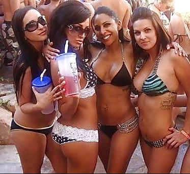 17P Beurette tenues sexy