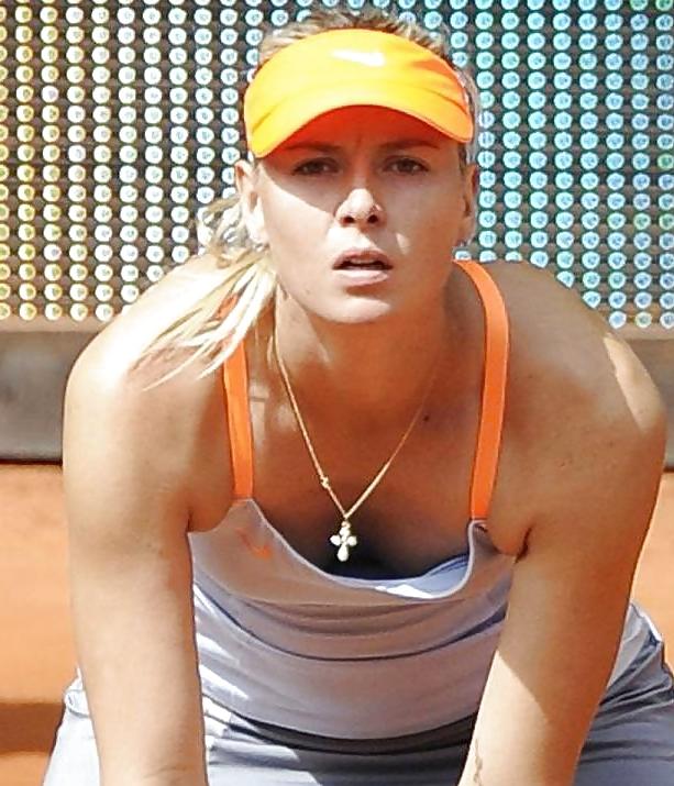 25P Beautiful Celebs Caught 7 by Voyeur TROC