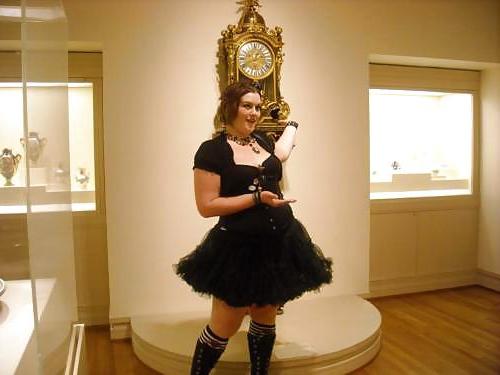 25P Chubby girls, sexy Goths and big bellies