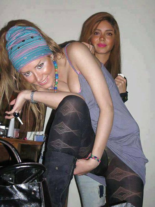 25P HOT Persian Nylongirls !