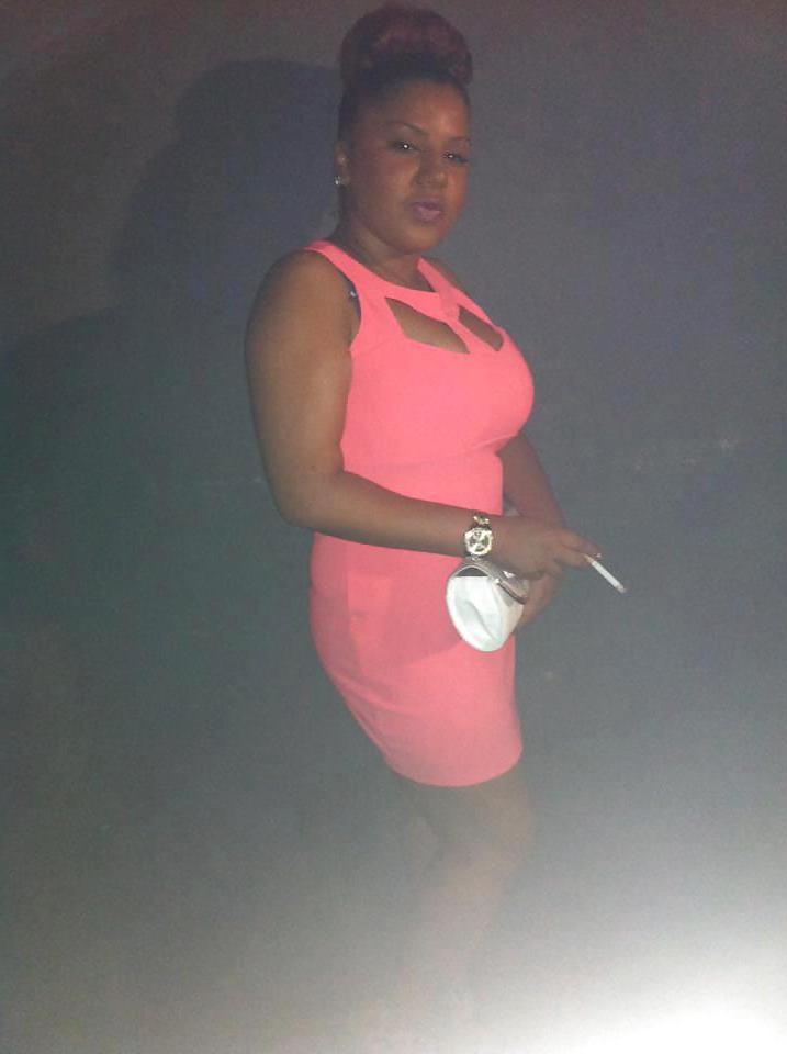 25P Sexy Chubby Ebony Slut UK London