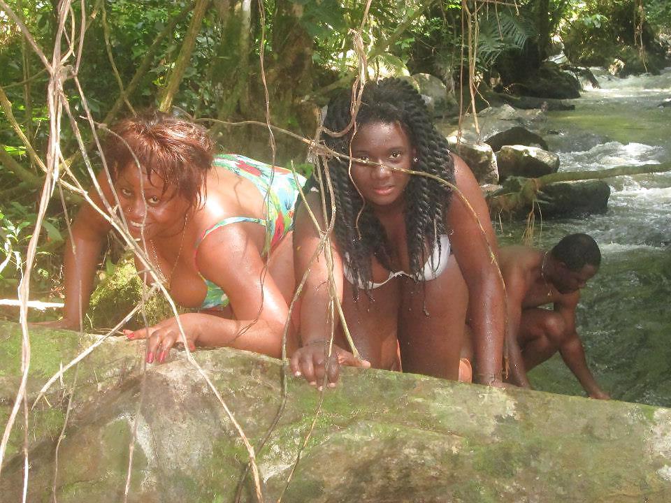 18P Lesbian in cameroun