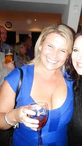 25P MILFS and boobs from POF