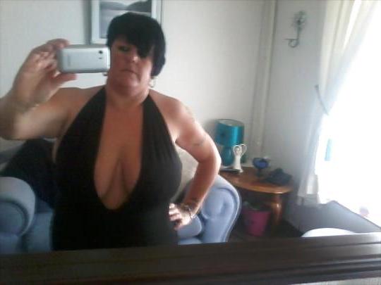 25P MILFS and boobs from POF