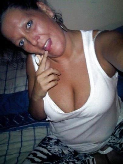 25P MILFS and boobs from POF