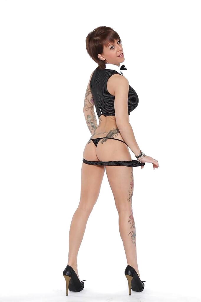 25P German tattoo babes