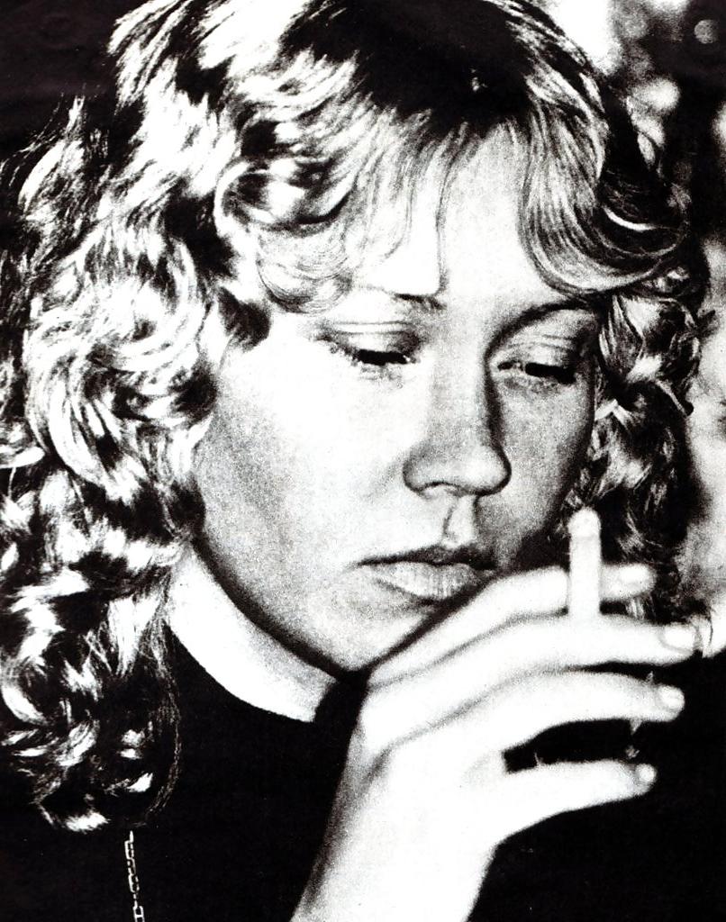 25P The Abba Babes Smoking