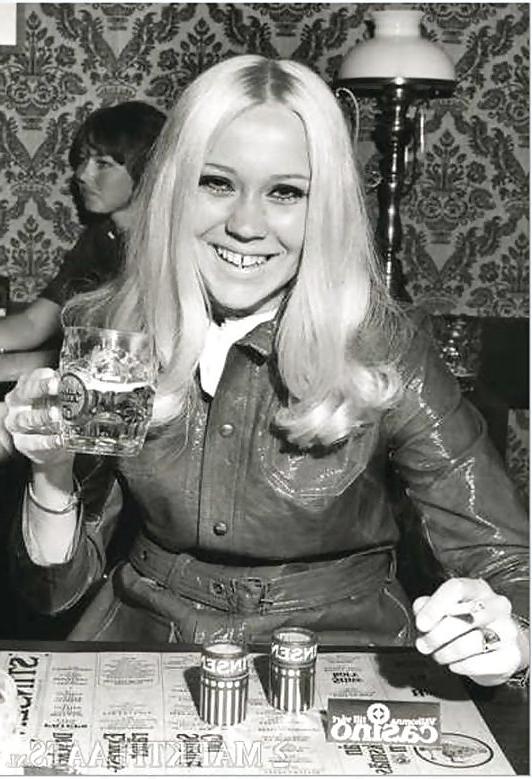 25P The Abba Babes Smoking