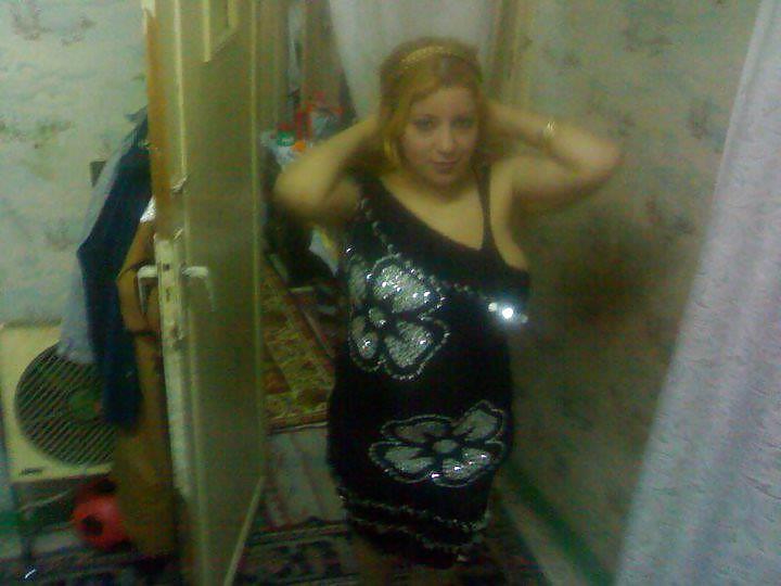 25P Arab Egyptian Big Tits