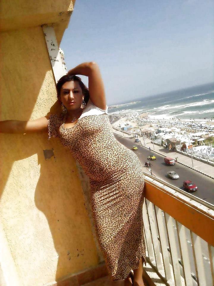 25P Arab Egyptian Big Tits